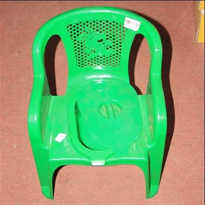 Pot pour petit enfant petit avec chaise